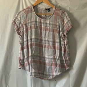Torrid 00 Plaid Short Sleeve Button Up Back Blouse